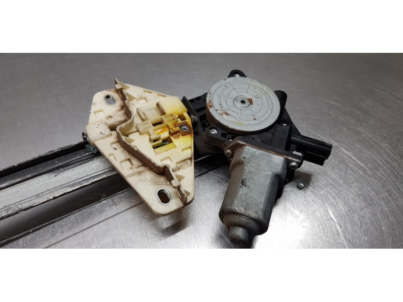 Recambio de elevalunas delantero izquierdo para honda cr-v (re) elegance referencia OEM IAM 72250SWYE01  