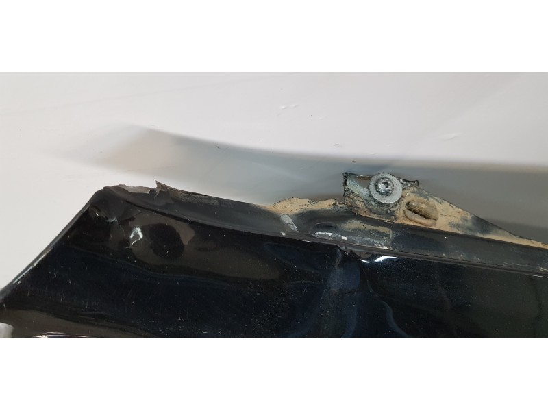 Recambio de aleta delantera derecha para maserati quattroporte básico referencia OEM IAM 67064000  