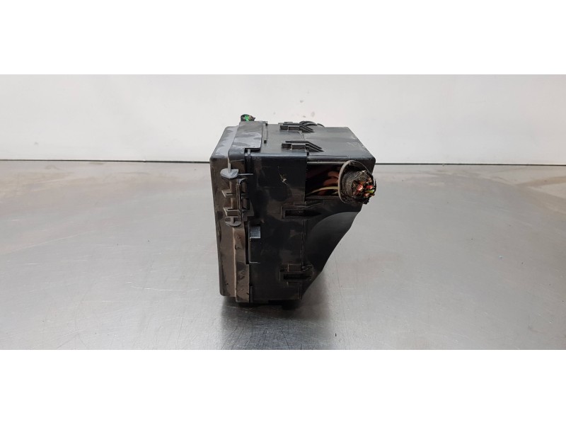 Recambio de caja reles / fusibles para ford focus berlina (cap) ambiente (d) referencia OEM IAM 6M5T14K733  