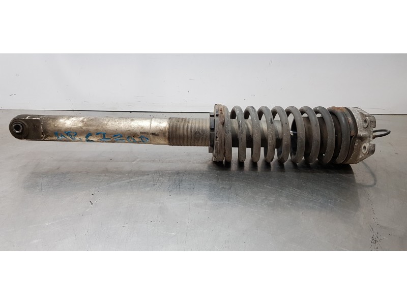 Recambio de amortiguador delantero derecho para maserati quattroporte básico referencia OEM IAM 462400126512  