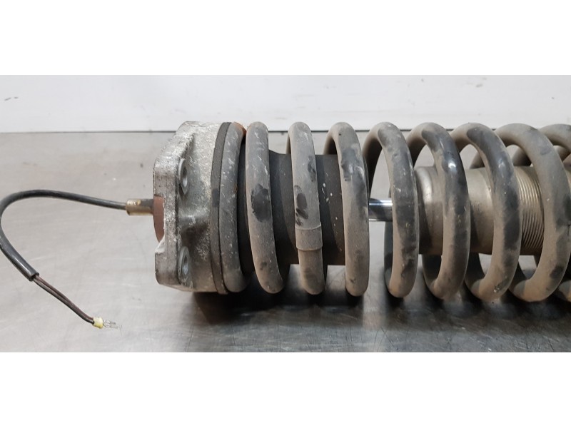 Recambio de amortiguador delantero derecho para maserati quattroporte básico referencia OEM IAM 462400126512  