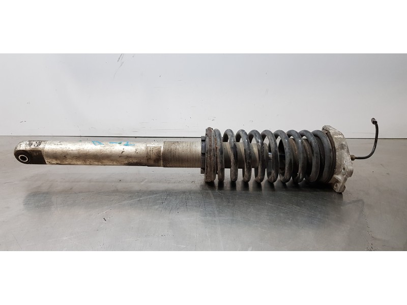 Recambio de amortiguador delantero izquierdo para maserati quattroporte básico referencia OEM IAM 462400126512  