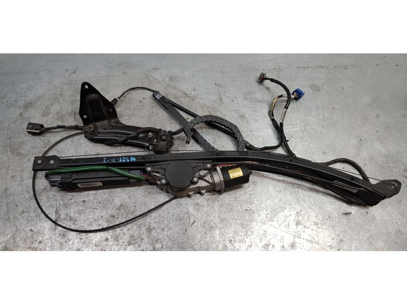 Recambio de motor cierre centralizado trasero izquierdo para chrysler grand voyager limited referencia OEM IAM 04894993AFA  