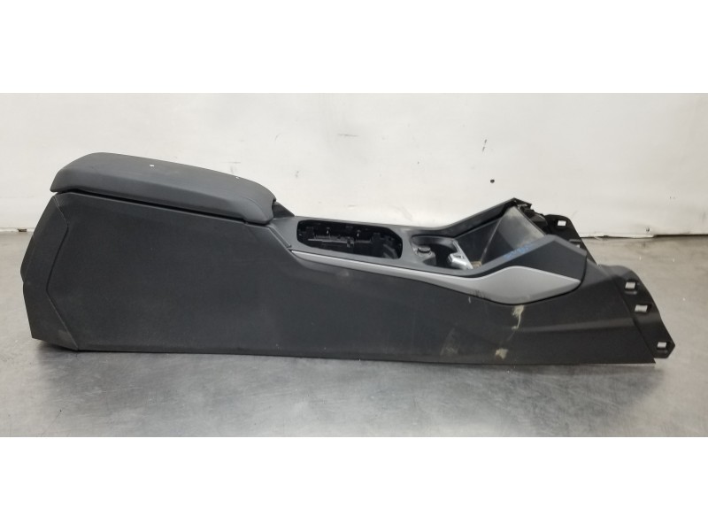 Recambio de apoyabrazos central para bmw serie 1 lim. (f40) 116d referencia OEM IAM 51169460084 51169460092 