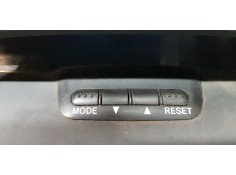 Recambio de pantalla multifuncion para toyota land cruiser (j12) 3.0 d-4d luna (j12) referencia OEM IAM 8329060252   2