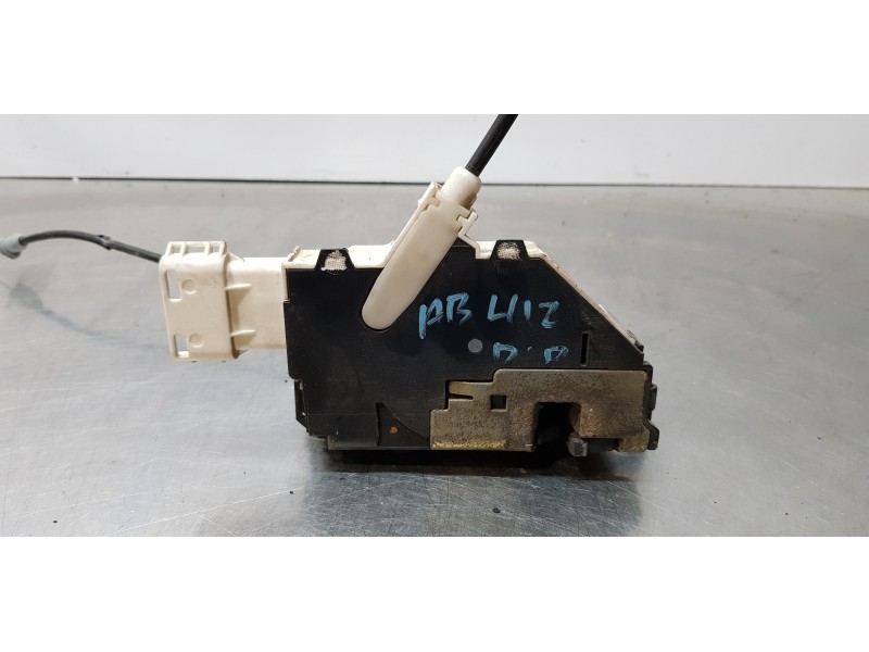 Recambio de cerradura puerta delantera derecha para citroen c4 berlina vtr plus referencia OEM IAM 9681331480   Recambio de cerradura puerta delantera derecha para citroen c4 berlina vtr plus referencia OEM IAM 9681331480