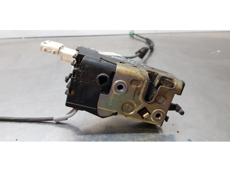 Recambio de cerradura puerta delantera derecha para citroen c4 berlina vtr plus referencia OEM IAM 9681331480   Recambio de cerradura puerta delantera derecha para citroen c4 berlina vtr plus referencia OEM IAM 9681331480