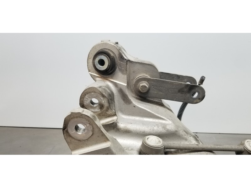 Recambio de mangueta trasera derecha para land rover discovery sport pure referencia OEM IAM LR087649 FK725A968AE FK725A968AG