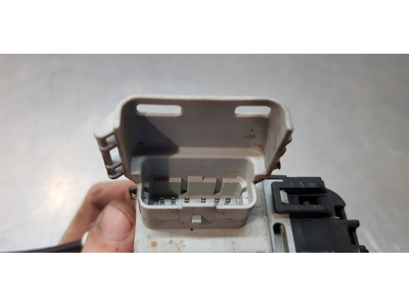 Recambio de cerradura puerta trasera derecha para citroen c4 berlina vtr plus referencia OEM IAM 9681337080   Recambio de cerradura puerta trasera derecha para citroen c4 berlina vtr plus referencia OEM IAM 9681337080