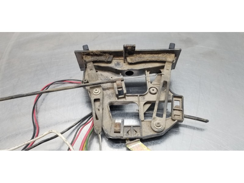 Recambio de mando calefaccion / aire acondicionado para nissan trade ebro trade referencia OEM IAM 810421263F  