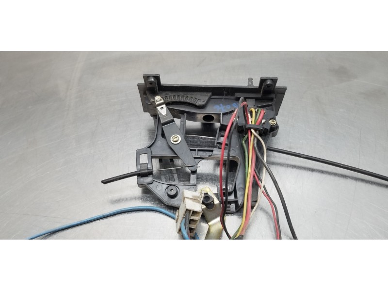 Recambio de mando calefaccion / aire acondicionado para nissan trade ebro trade referencia OEM IAM 810421263F  