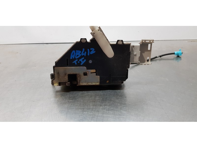 Recambio de cerradura puerta trasera izquierda para citroen c4 berlina vtr plus referencia OEM IAM 9681337180   Recambio de cerradura puerta trasera izquierda para citroen c4 berlina vtr plus referencia OEM IAM 9681337180