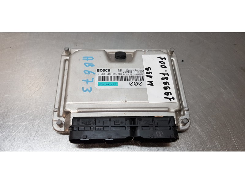 Recambio de centralita motor uce para maserati quattroporte básico referencia OEM IAM 0261208592  