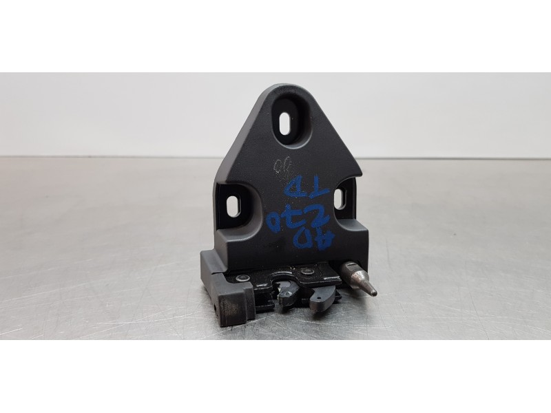 Recambio de cerradura puerta trasera derecha para renault trafic furgón l2 referencia OEM IAM 8200006253  