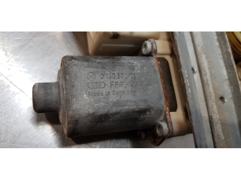 Recambio de elevalunas trasero izquierdo para citroen c4 berlina vtr plus referencia OEM IAM 0130822239   Recambio de elevalunas trasero izquierdo para citroen c4 berlina vtr plus referencia OEM IAM 0130822239