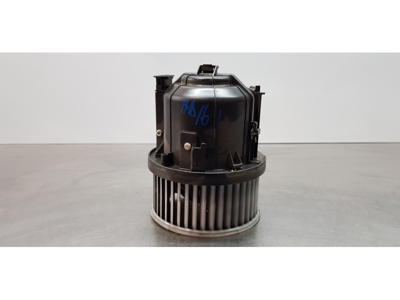 Recambio de motor calefaccion para land rover discovery sport pure referencia OEM IAM LR112269 HK7218456AA 