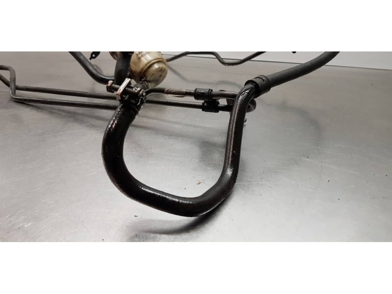 Recambio de tubo presion direccion asistida para honda cr-v (re) elegance referencia OEM IAM 53765SWYG00 53730SWAA00 53701SWYG01 Recambio de tubo presion direccion asistida para honda cr-v (re) elegance referencia OEM IAM 53765SWYG00 53730SWAA00 53701SWYG01