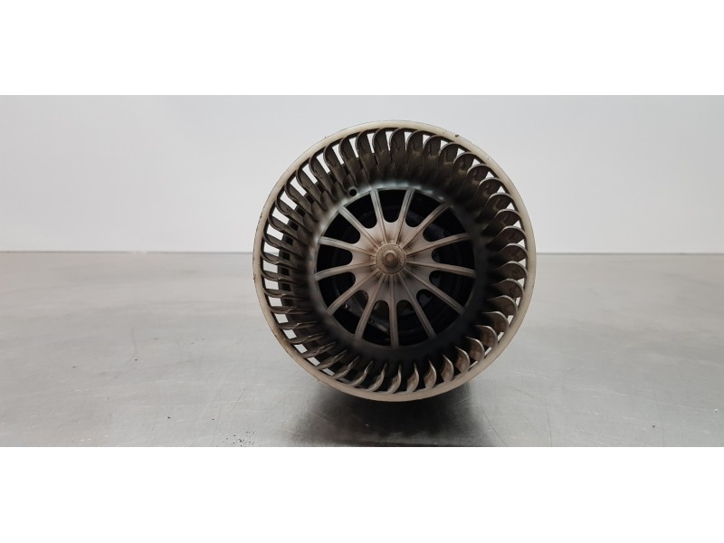 Recambio de motor calefaccion para land rover discovery sport pure referencia OEM IAM LR112269 HK7218456AA 