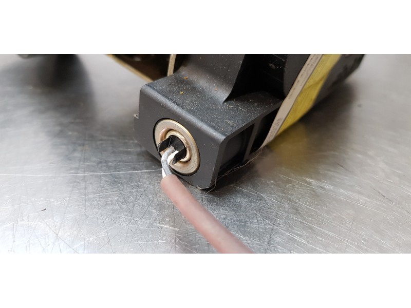 Recambio de cinturon seguridad trasero izquierdo para maserati quattroporte básico referencia OEM IAM 33045978  