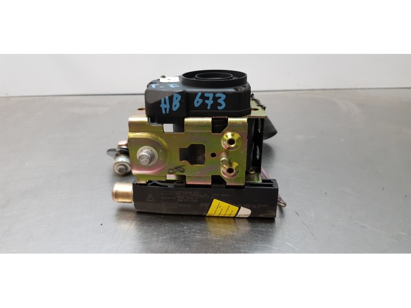 Recambio de cinturon seguridad trasero izquierdo para maserati quattroporte básico referencia OEM IAM 33045978  