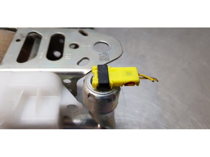 Recambio de kit airbag para toyota rav 4 (a3) executive referencia OEM IAM 8917042330   Recambio de kit airbag para toyota rav 4 (a3) executive referencia OEM IAM 8917042330