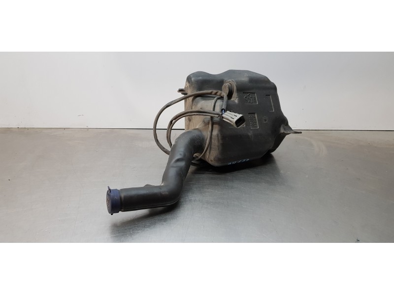 Recambio de deposito limpia para maserati quattroporte básico referencia OEM IAM 0107073  
