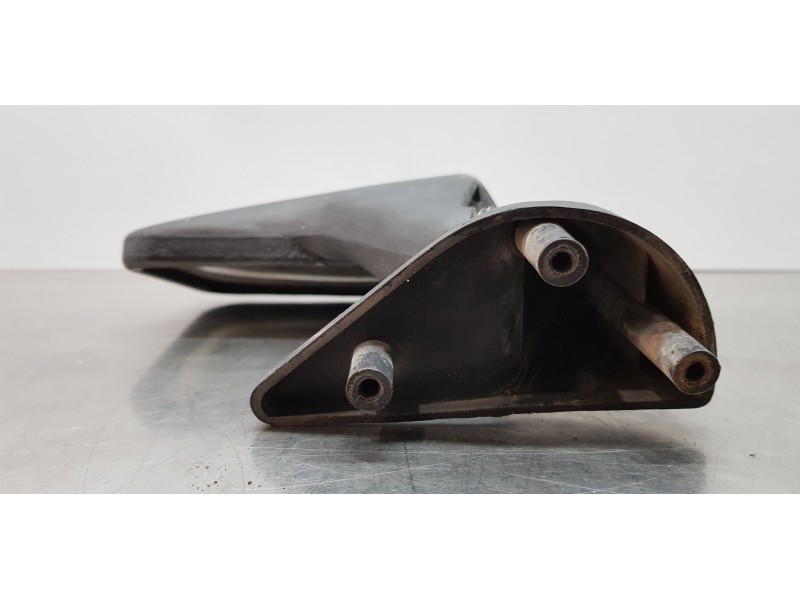 Recambio de retrovisor izquierdo para nissan trade ebro trade referencia OEM IAM   