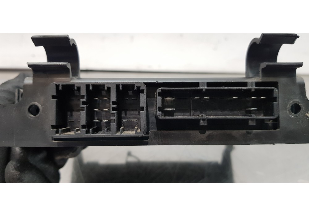 Recambio de centralita asientos para mercedes clase s (w220) berlina 400 cdi (220.028) referencia OEM IAM 2208203185  