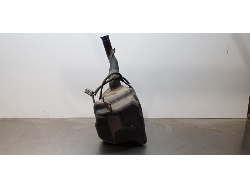 Recambio de deposito limpia para maserati quattroporte básico referencia OEM IAM 0107073  