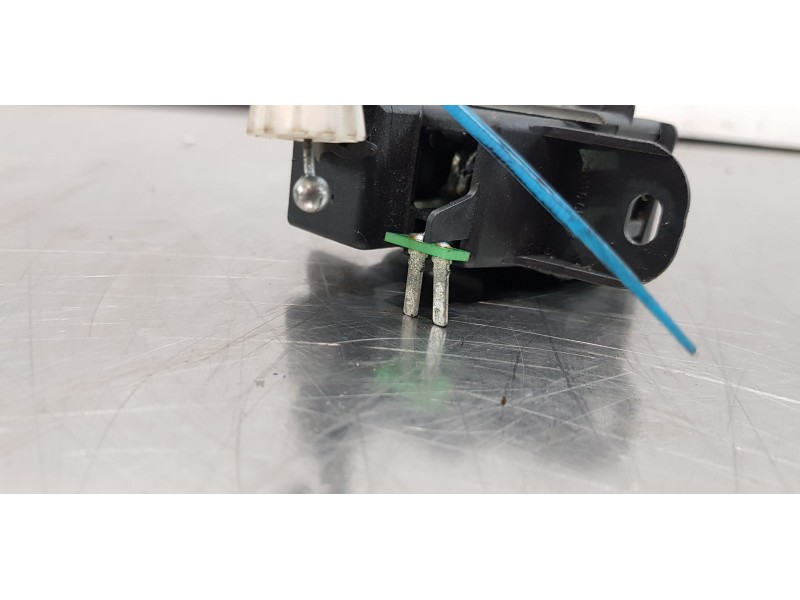 Recambio de guantera para mercedes clase s (w220) berlina 400 cdi (220.028) referencia OEM IAM A2206800784  