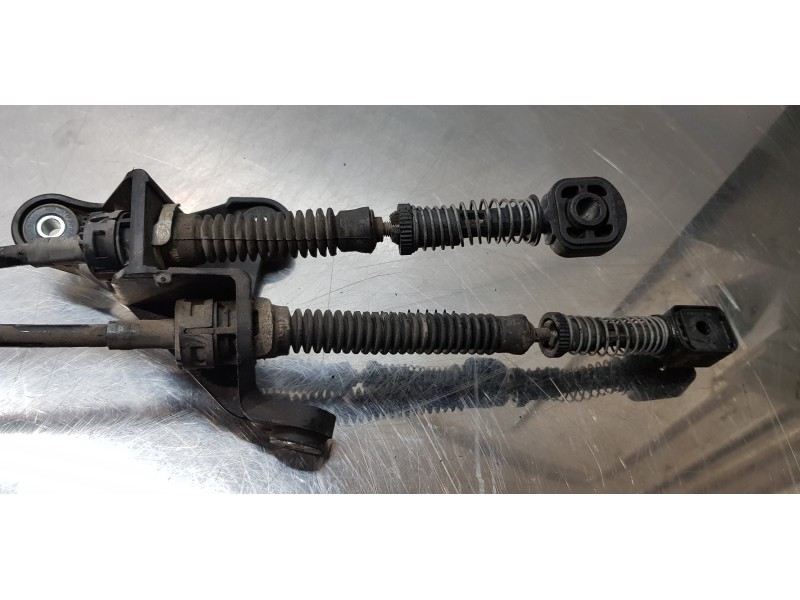 Recambio de palanca cambio para volkswagen golf vii sportsvan edition bluemotion tech referencia OEM IAM 510711049J   Recambio de palanca cambio para volkswagen golf vii sportsvan edition bluemotion tech referencia OEM IAM 510711049J