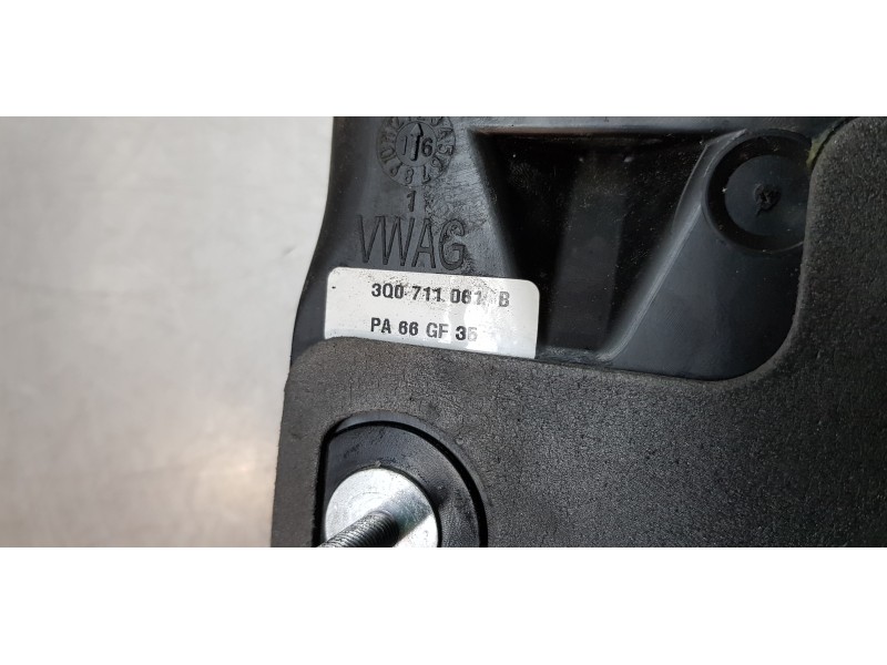 Recambio de palanca cambio para volkswagen golf vii sportsvan edition bluemotion tech referencia OEM IAM 510711049J   Recambio de palanca cambio para volkswagen golf vii sportsvan edition bluemotion tech referencia OEM IAM 510711049J