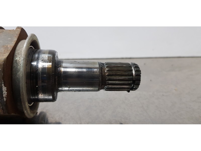 Recambio de transmision trasera derecha para toyota rav 4 (a3) executive referencia OEM IAM 4233042050   Recambio de transmision trasera derecha para toyota rav 4 (a3) executive referencia OEM IAM 4233042050