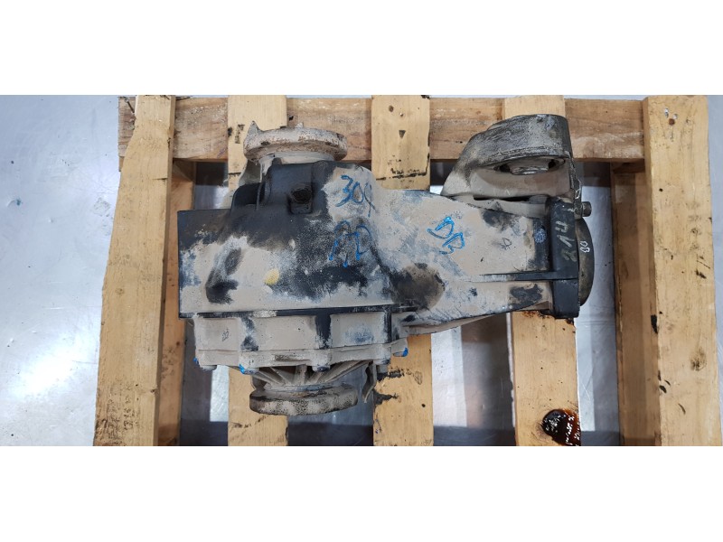 Recambio de diferencial trasero para audi a8 (4e2) 3.0 tdi quattro referencia OEM IAM 0AR500044 0AR500043B 01R525053 Recambio de diferencial trasero para audi a8 (4e2) 3.0 tdi quattro referencia OEM IAM 0AR500044 0AR500043B 01R525053