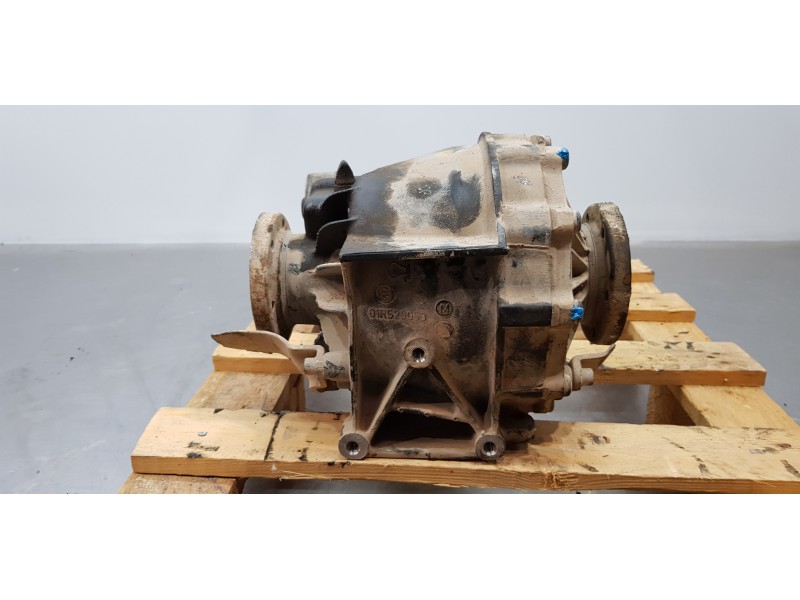 Recambio de diferencial trasero para audi a8 (4e2) 3.0 tdi quattro referencia OEM IAM 0AR500044 0AR500043B 01R525053 Recambio de diferencial trasero para audi a8 (4e2) 3.0 tdi quattro referencia OEM IAM 0AR500044 0AR500043B 01R525053