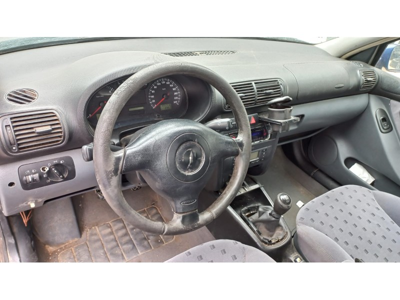 seat toledo (1m2) del año 1999