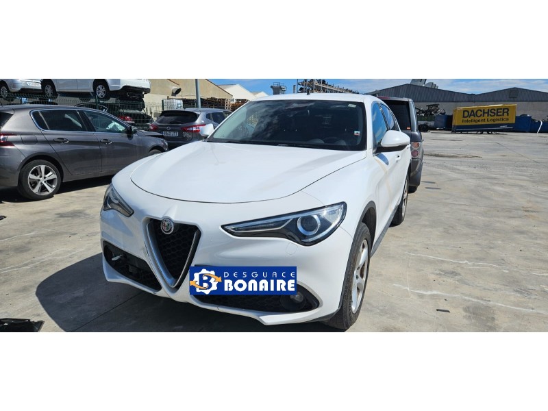 alfa romeo stelvio (630) del año 2018
