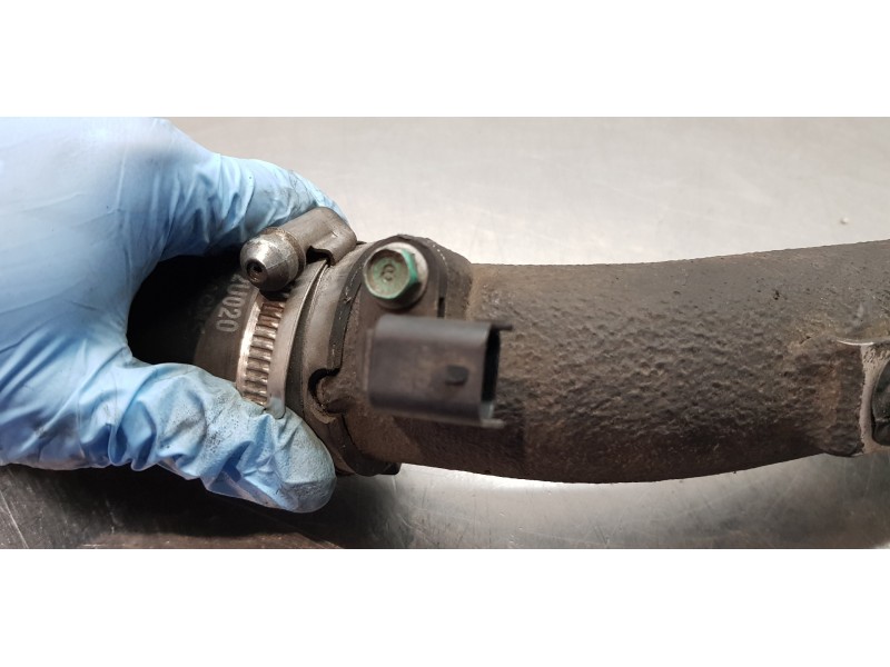 Recambio de tubo presion turbocompresor para kia ceed sportswagon tech referencia OEM IAM 282602U020  