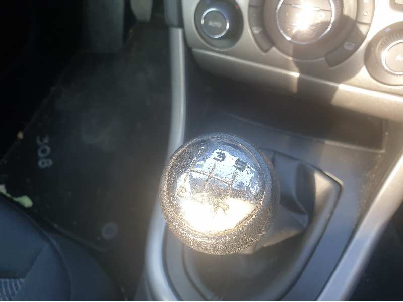 peugeot 308 del año 2011