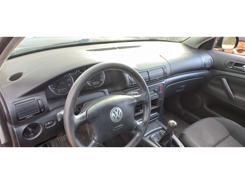 volkswagen passat berlina (3b3) del año 2003
