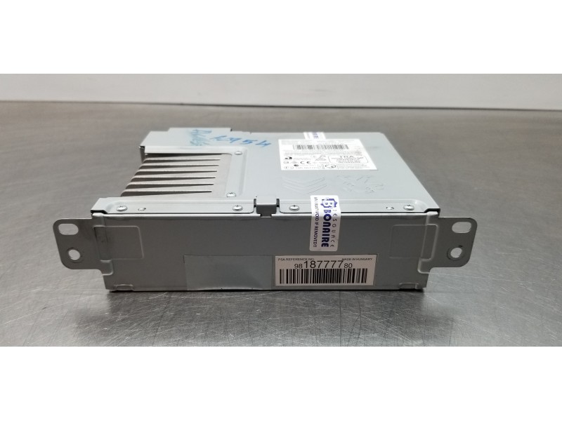 Recambio de sistema audio / radio cd para peugeot 308 sw access referencia OEM IAM 9818777780   Recambio de sistema audio / radio cd para peugeot 308 sw access referencia OEM IAM 9818777780