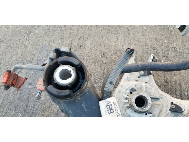 Recambio de puente trasero para land rover discovery sport pure referencia OEM IAM LR176251 FK725K091AP LR078717