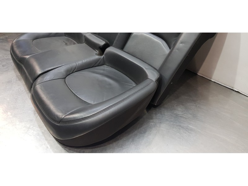Recambio de asientos traseros segunda fila para citroen c5 station wagon exclusive referencia OEM IAM 8852X6  
