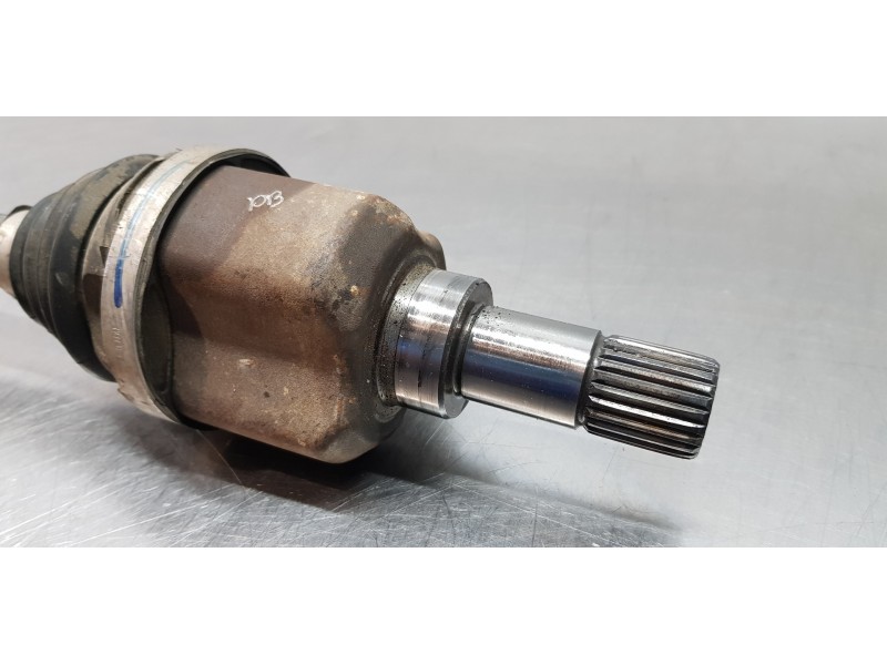 Recambio de transmision delantera izquierda para peugeot 308 sw access referencia OEM IAM 9677561480   Recambio de transmision delantera izquierda para peugeot 308 sw access referencia OEM IAM 9677561480