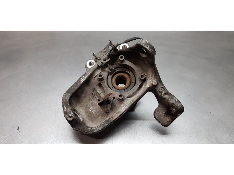 Recambio de mangueta delantera derecha para maserati quattroporte básico referencia OEM IAM 242606  