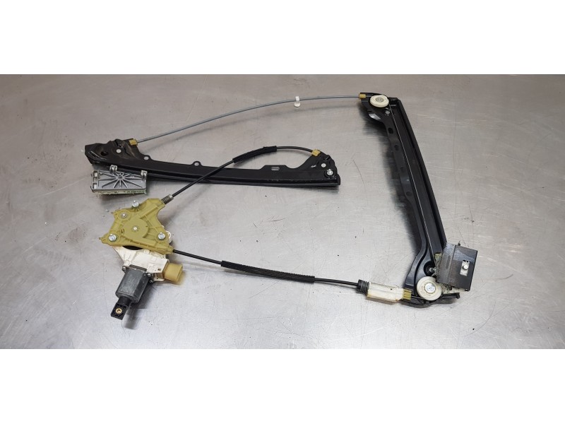 Recambio de elevalunas delantero derecho para bmw serie 3 cabrio (e93) 325d referencia OEM IAM 51337193456   Recambio de elevalunas delantero derecho para bmw serie 3 cabrio (e93) 325d referencia OEM IAM 51337193456