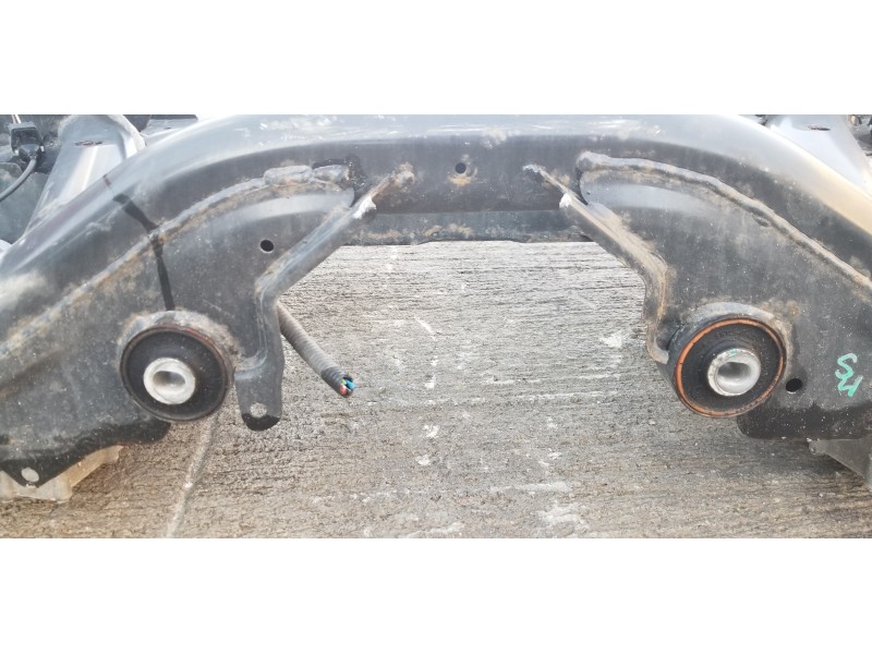 Recambio de puente trasero para land rover discovery sport pure referencia OEM IAM LR176251 FK725K091AP LR078717