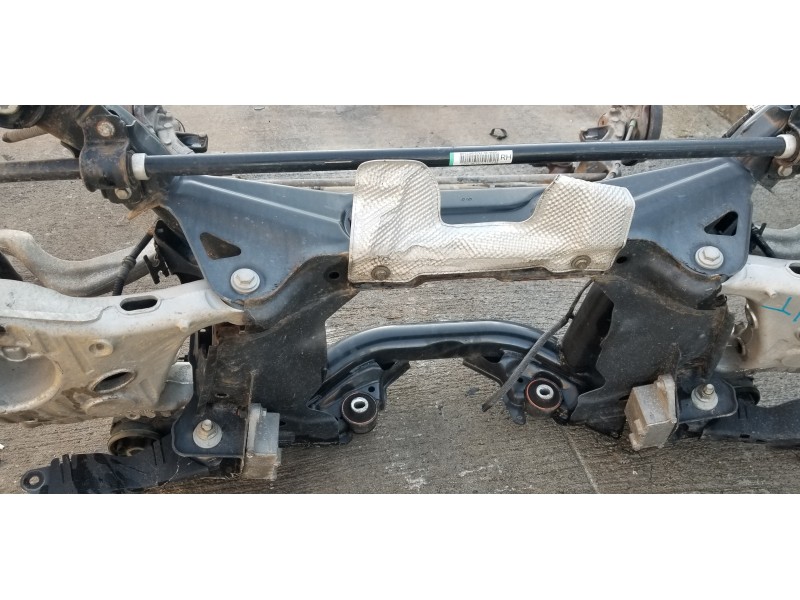 Recambio de puente trasero para land rover discovery sport pure referencia OEM IAM LR176251 FK725K091AP LR078717