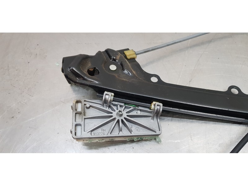 Recambio de elevalunas delantero derecho para bmw serie 3 cabrio (e93) 325d referencia OEM IAM 51337193456   Recambio de elevalunas delantero derecho para bmw serie 3 cabrio (e93) 325d referencia OEM IAM 51337193456