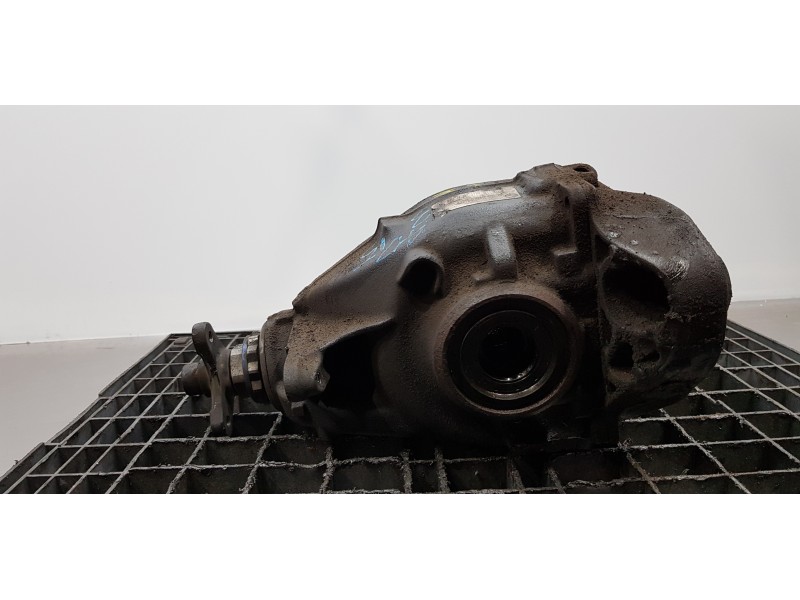 Recambio de diferencial trasero para bmw serie 3 touring (f31) 318d sport line referencia OEM IAM 33108485723 2,81 
